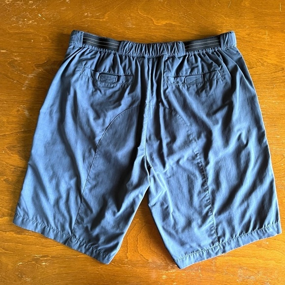 L.L. Bean Lined Cargo Pocket Belted Swim Trunks Men's size large - Picture 2 of 9